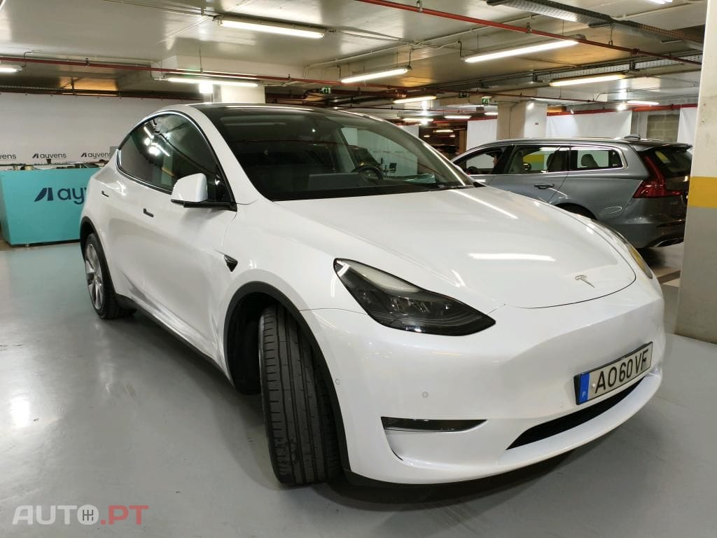 Tesla Model Y Long Range Tração Integral