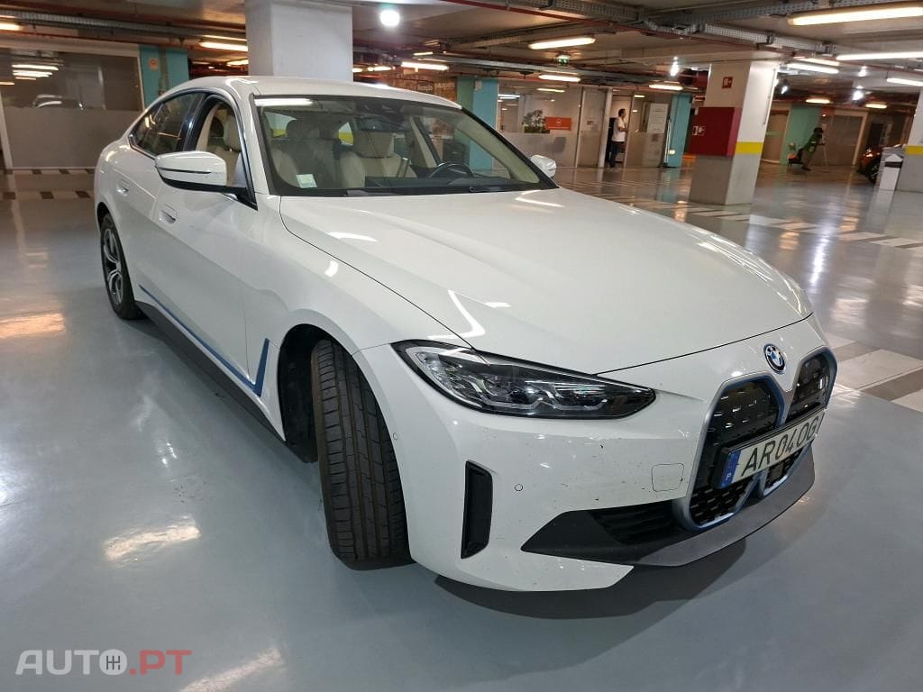 BMW i4 eDrive40