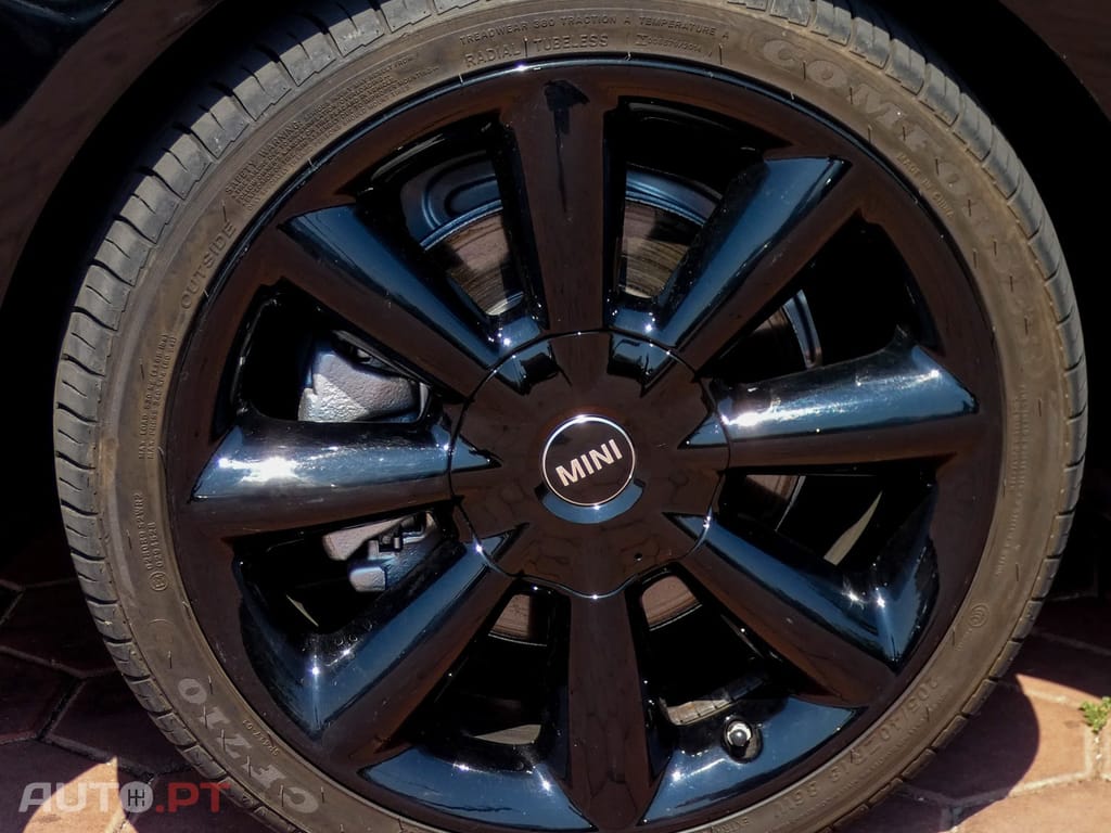 MINI Cooper SD