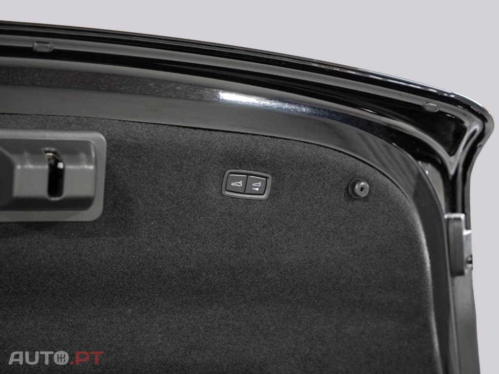 Porsche Taycan Turbo S I.V.A DEDUTIVEL