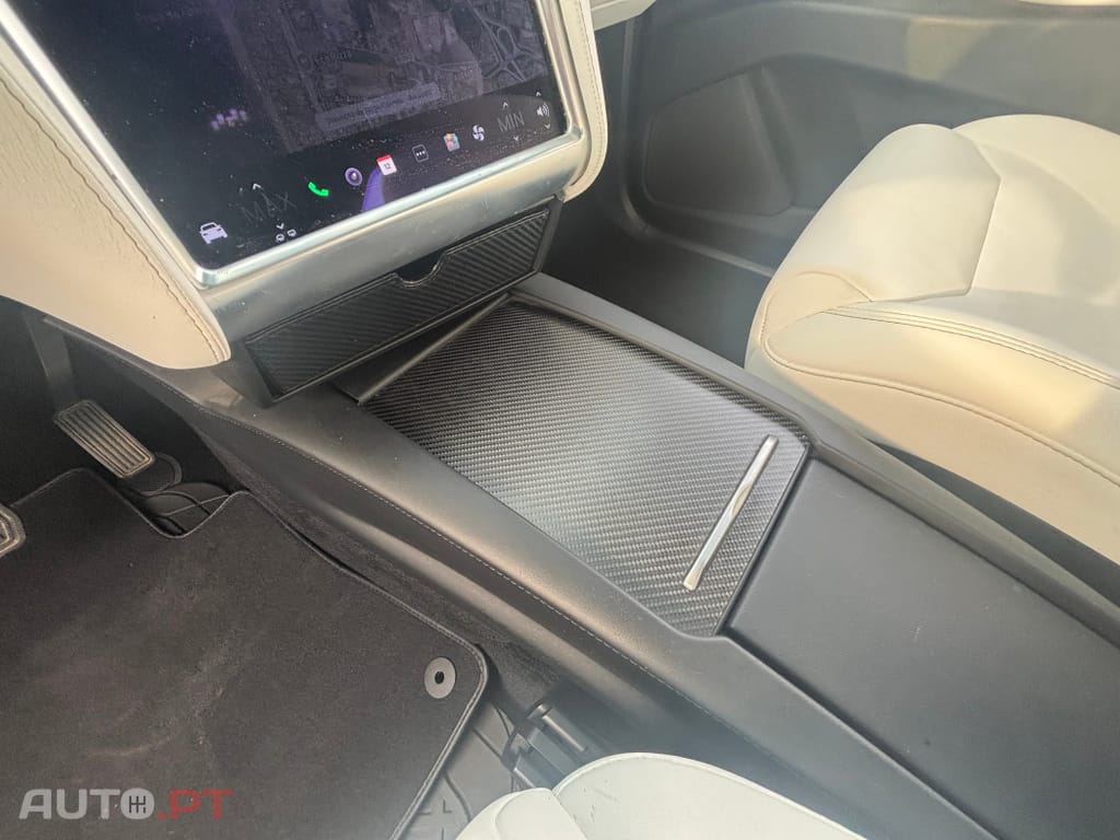 Tesla Model X 100 kWh Long Range Plus AWD