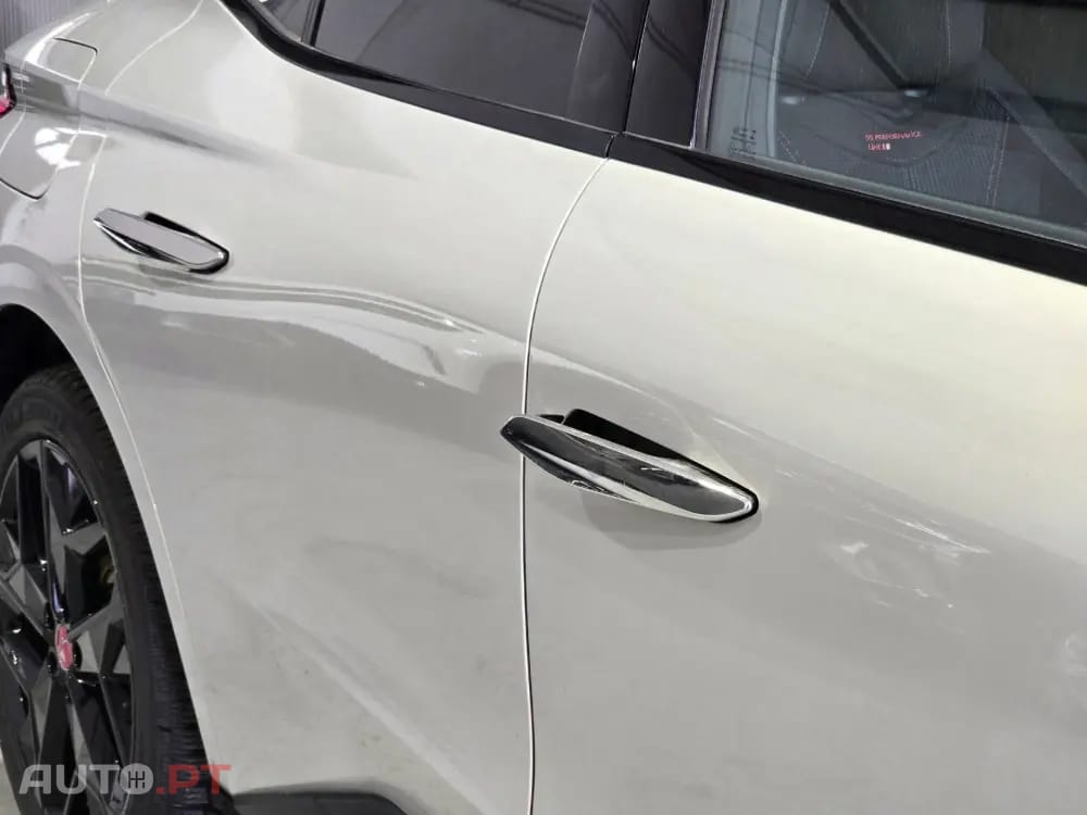 DS DS4 E-TENSE 225 PERFORMANCE LINE+