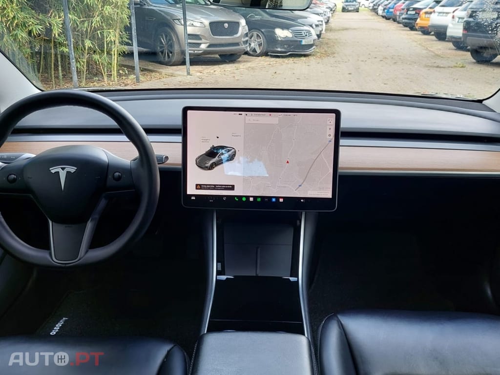 Tesla Model 3 Standard Range Plus RWD