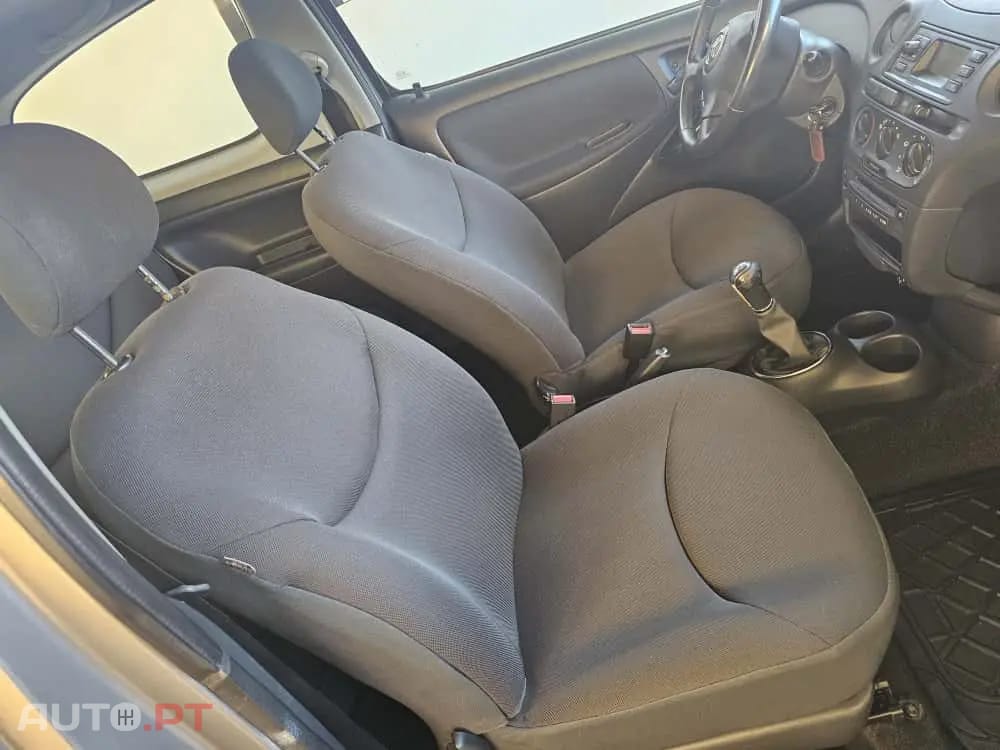 Toyota Yaris 1.4 D-4D Sol AC
