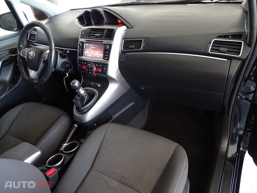 Toyota Verso 1.6 D-4D 5L S&S Executive