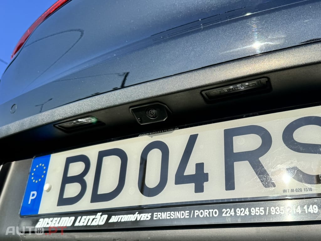 Porsche Macan T