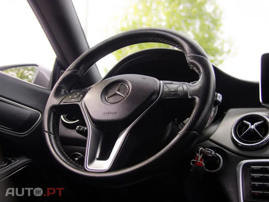 Mercedes-Benz CLA 220 CDI Urban Aut.