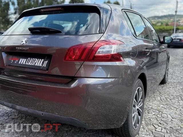 Peugeot 308 1.2 VTi Access