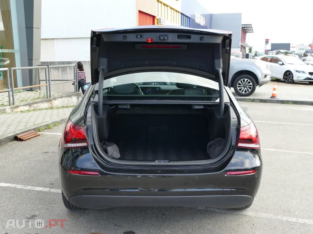 Mercedes-Benz A 250 e Style Plus