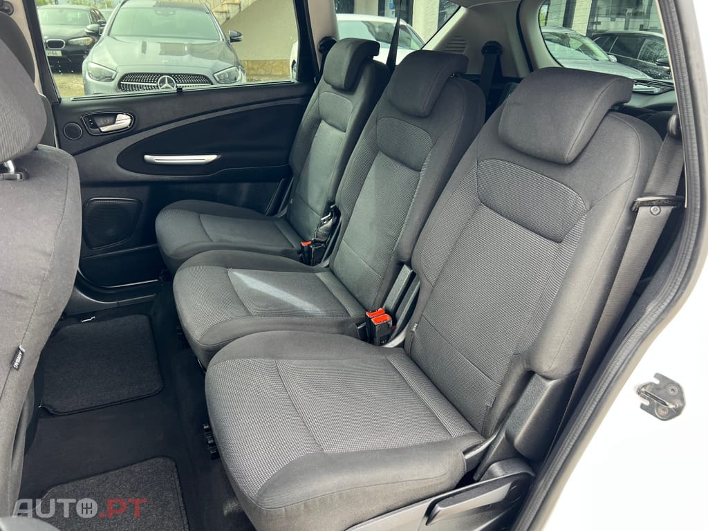 Ford S-Max 1.8 TDCi Titanium 7L