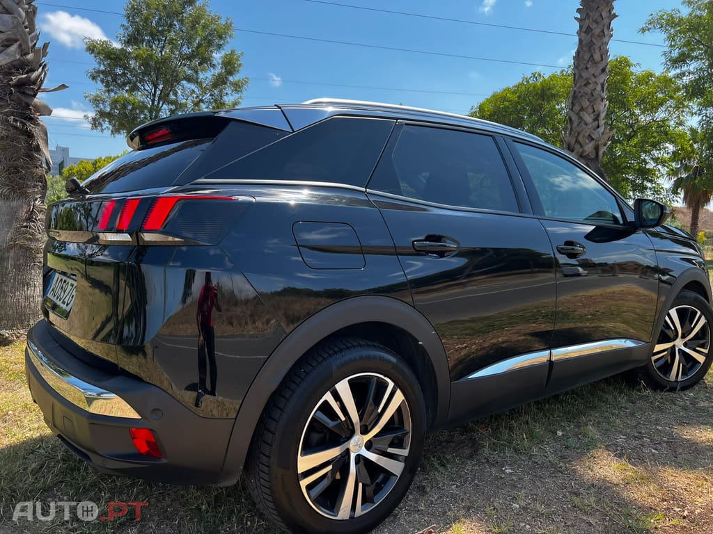 Peugeot 3008 1.5 BlueHDI