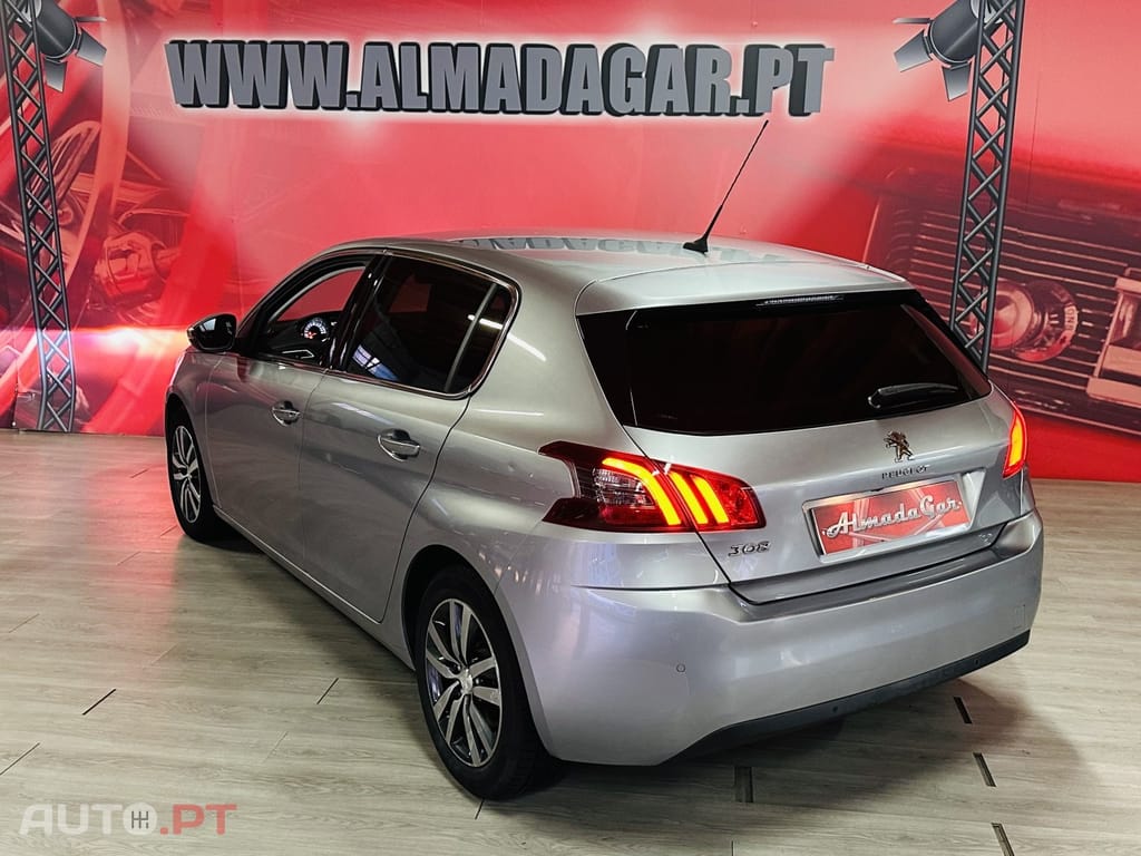 Peugeot 308 1.2 PureTech Allure Full LED EAT8
