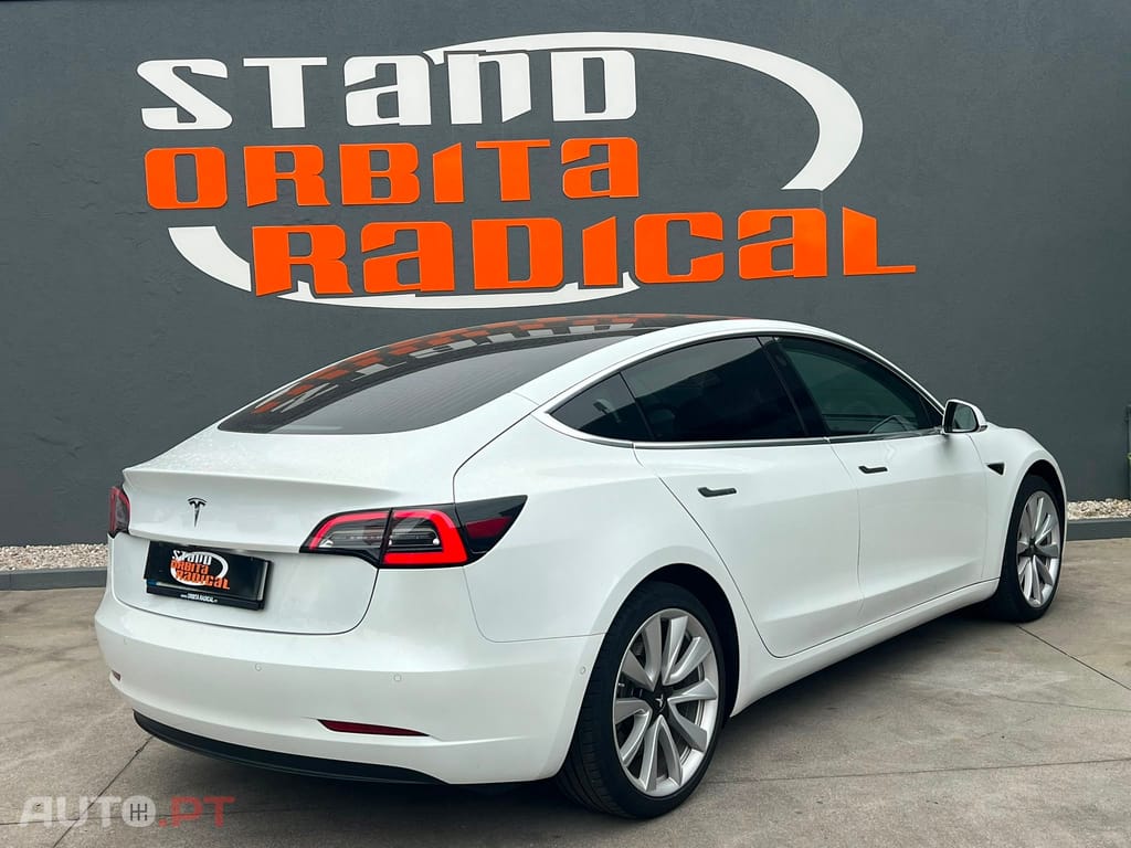 Tesla Model 3 Standard RWD Plus