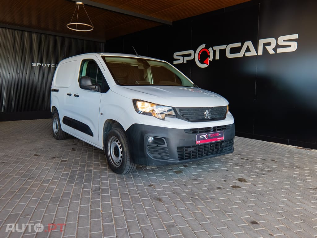 Peugeot Partner 1.5 BlueHDi Premium Standard