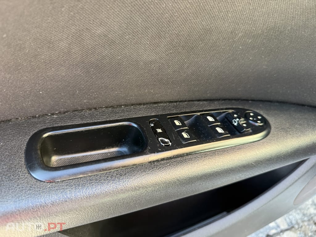 Peugeot 407 SW 2.0 HDi Navteq