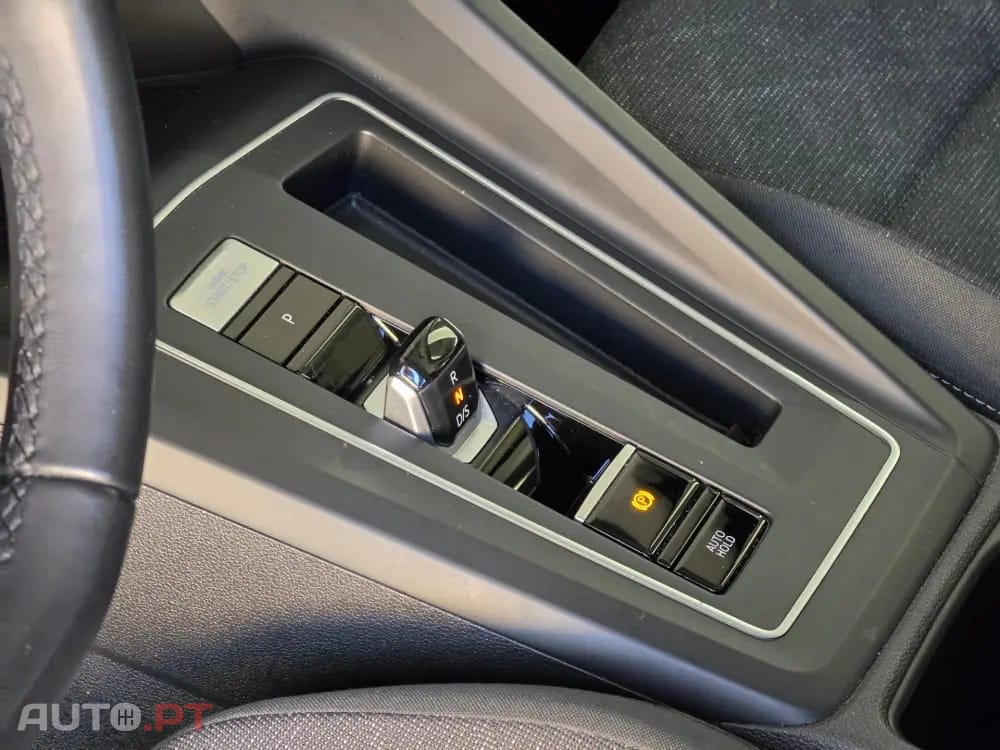 Volkswagen Golf Variant 1.0 eTSI OPF DSG Life — fotografia 19