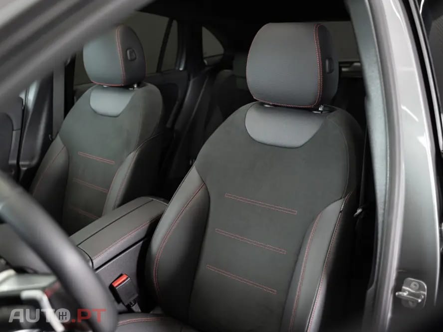 Mercedes-Benz GLA 250 e AMG Line