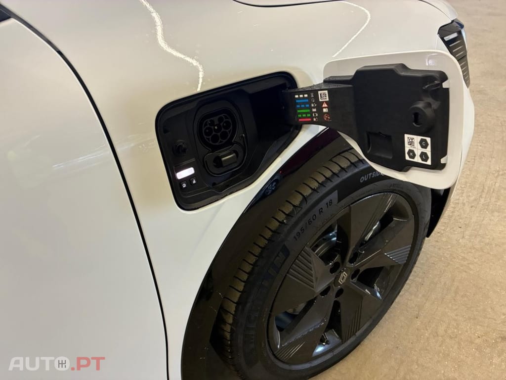 Renault Mégane E-Tech EV40 Standard charge Equilibre