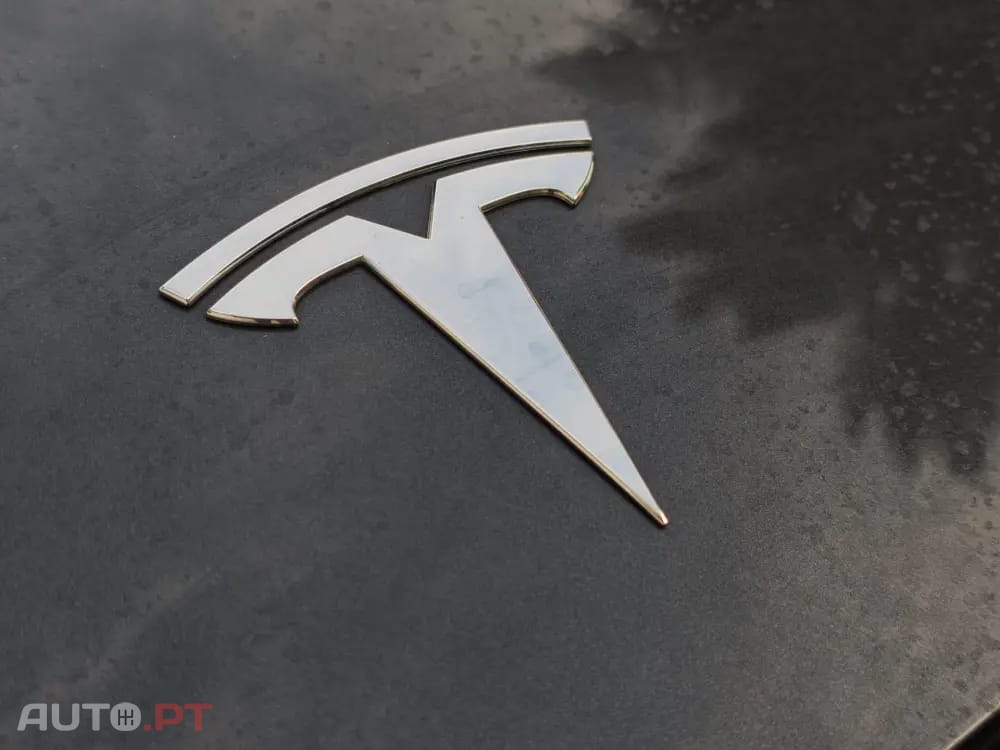 Tesla Model 3 Standard Range Plus RWD
