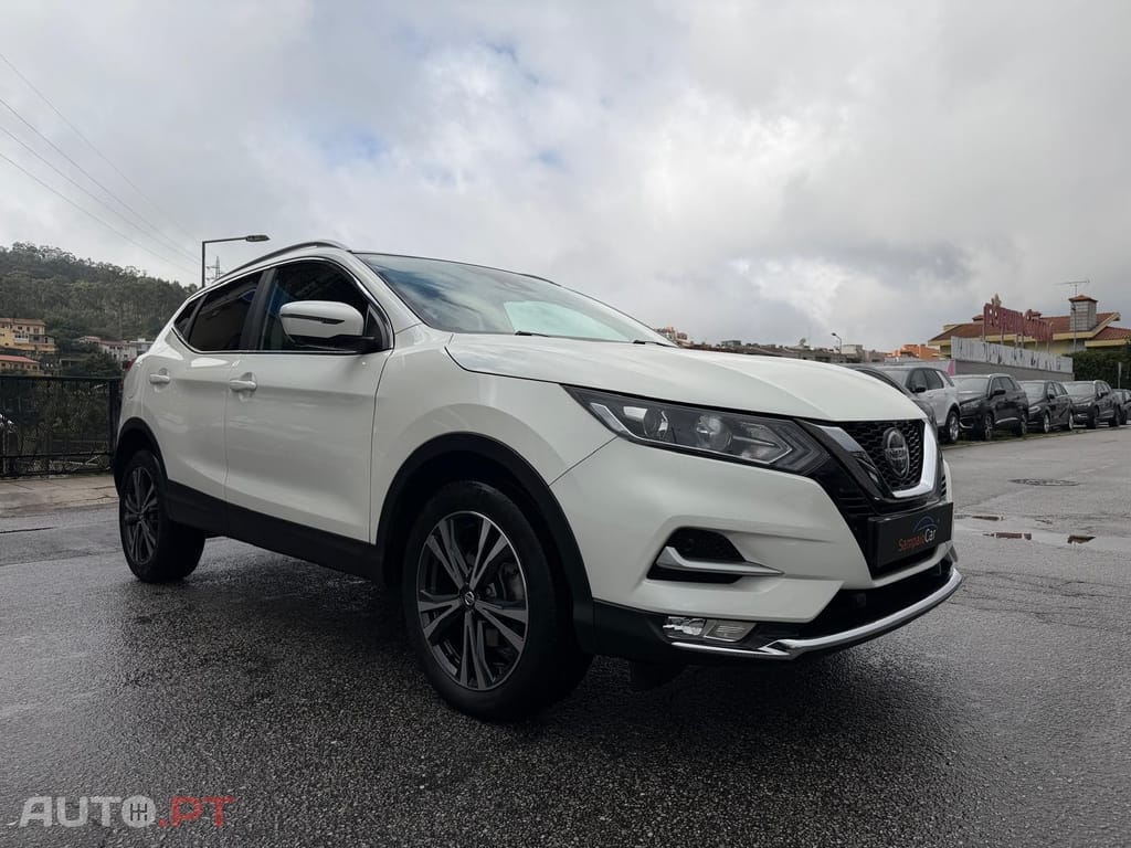 Nissan Qashqai 1.5 dCi N-Connecta J18+Led