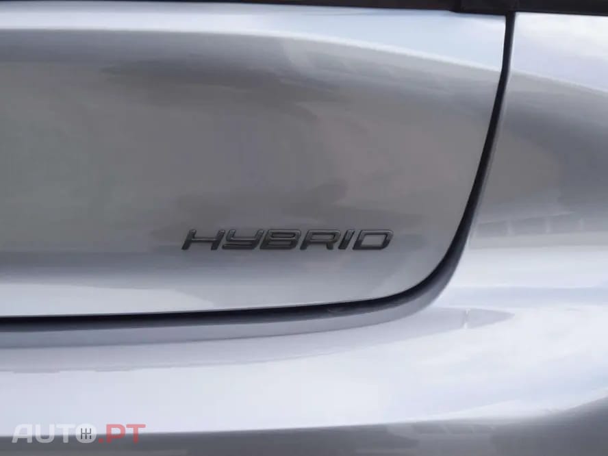 Peugeot 208 1.2 Hybrid Allure e-DCS6