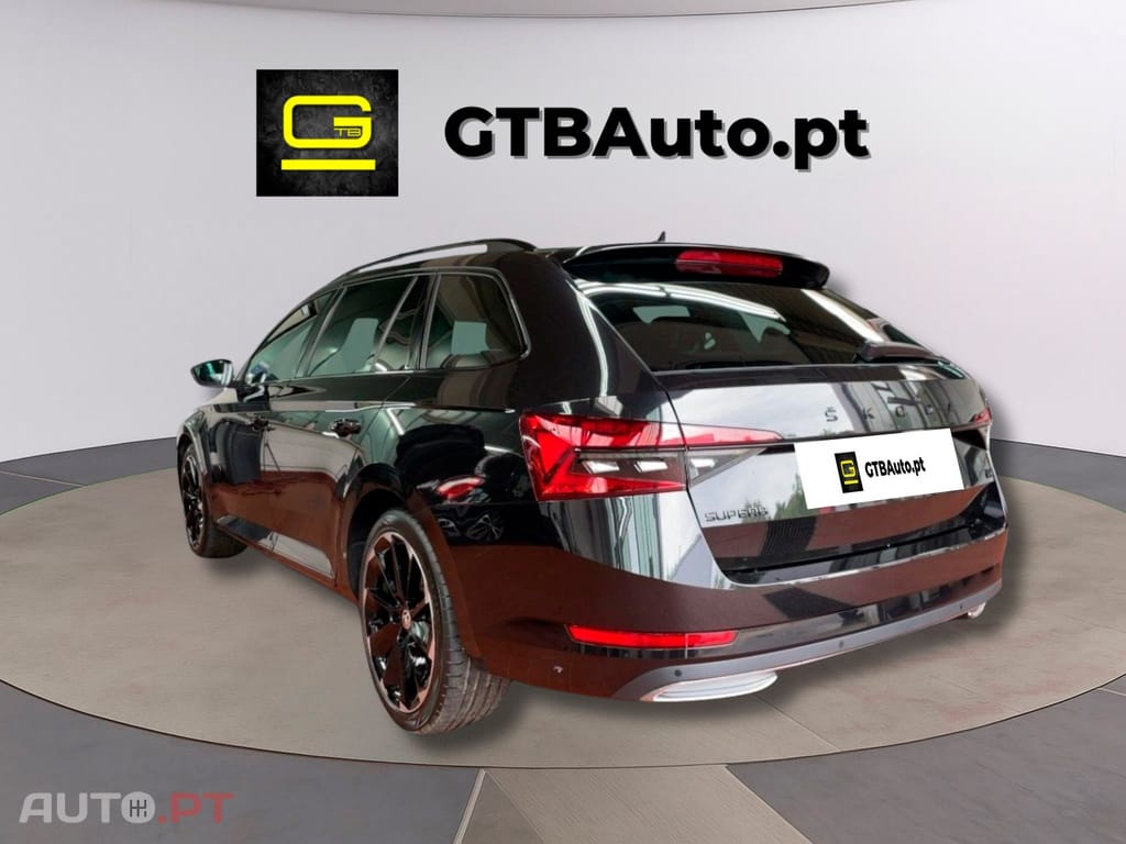 Skoda Superb Break I.V.A DEDUTIVEL 1.4 TSI Sportline iV AHK 