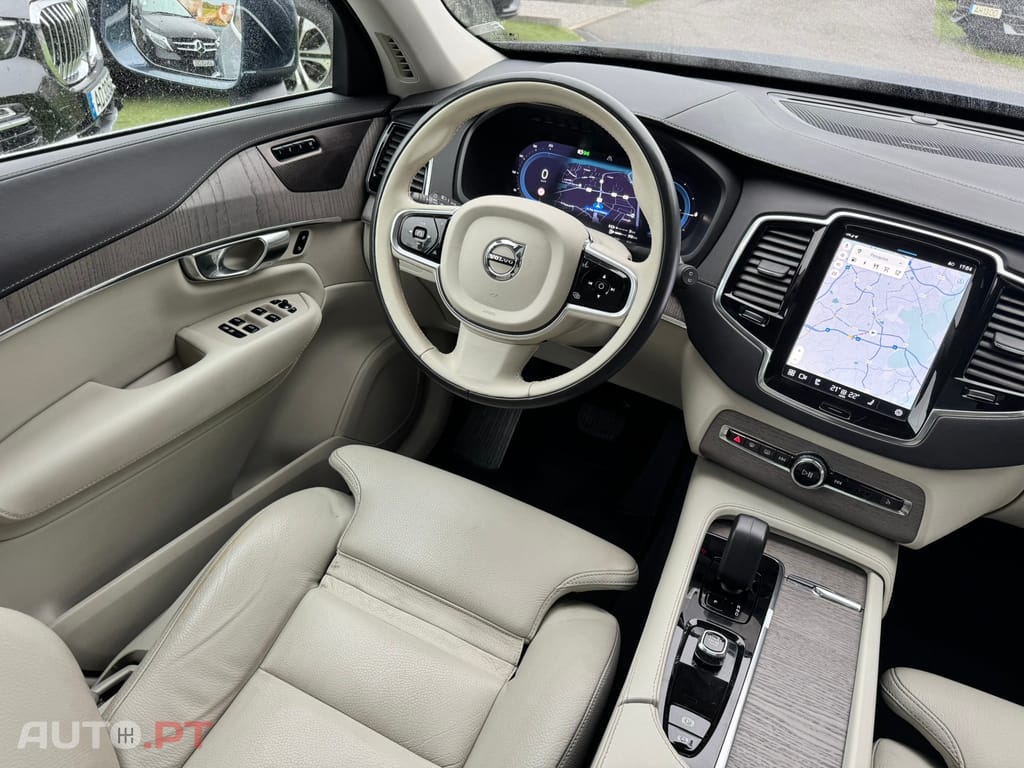 Volvo XC90 2.0 T8 PHEV Plus Bright AWD