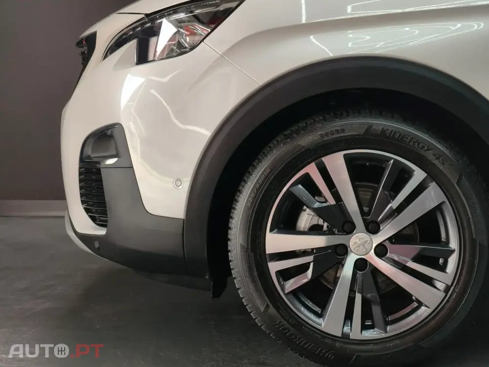 Peugeot 3008 1.5 BlueHDi Crossway EAT8