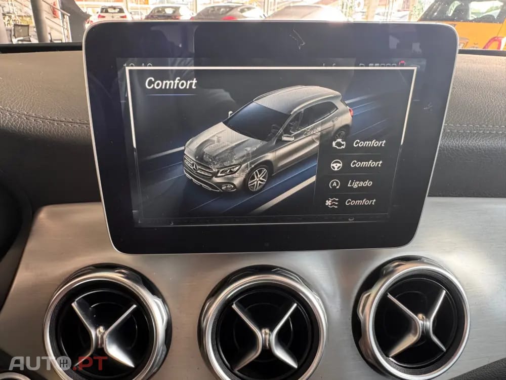Mercedes-Benz GLA 220 d Urban