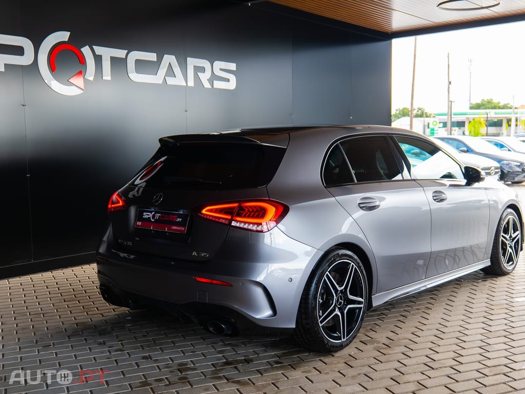 Mercedes-Benz A 35 AMG 4Matic Speedshift DCT 7G