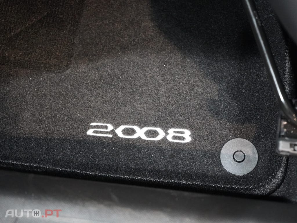 Peugeot 2008 1.2 PureTech Allure