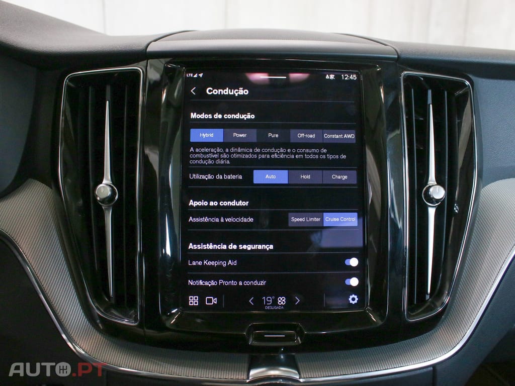 Volvo XC60 2.0 T6 PHEV Black Edition AWD