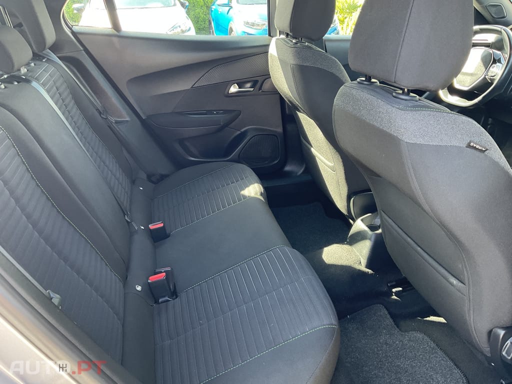 Peugeot 2008 1.2 PureTech Active Pack