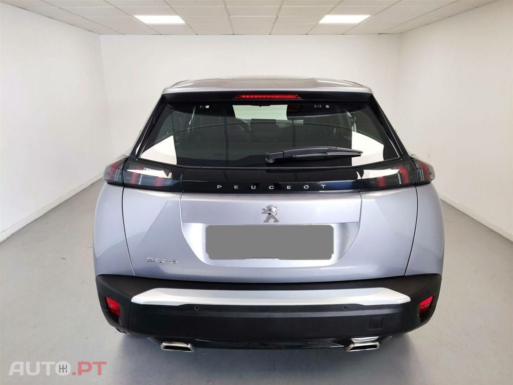 Peugeot 2008 Peugeot 2008 1.2 PureTech Active Pack