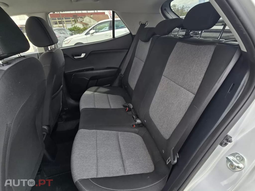 Kia Stonic 1.2 Dynamic