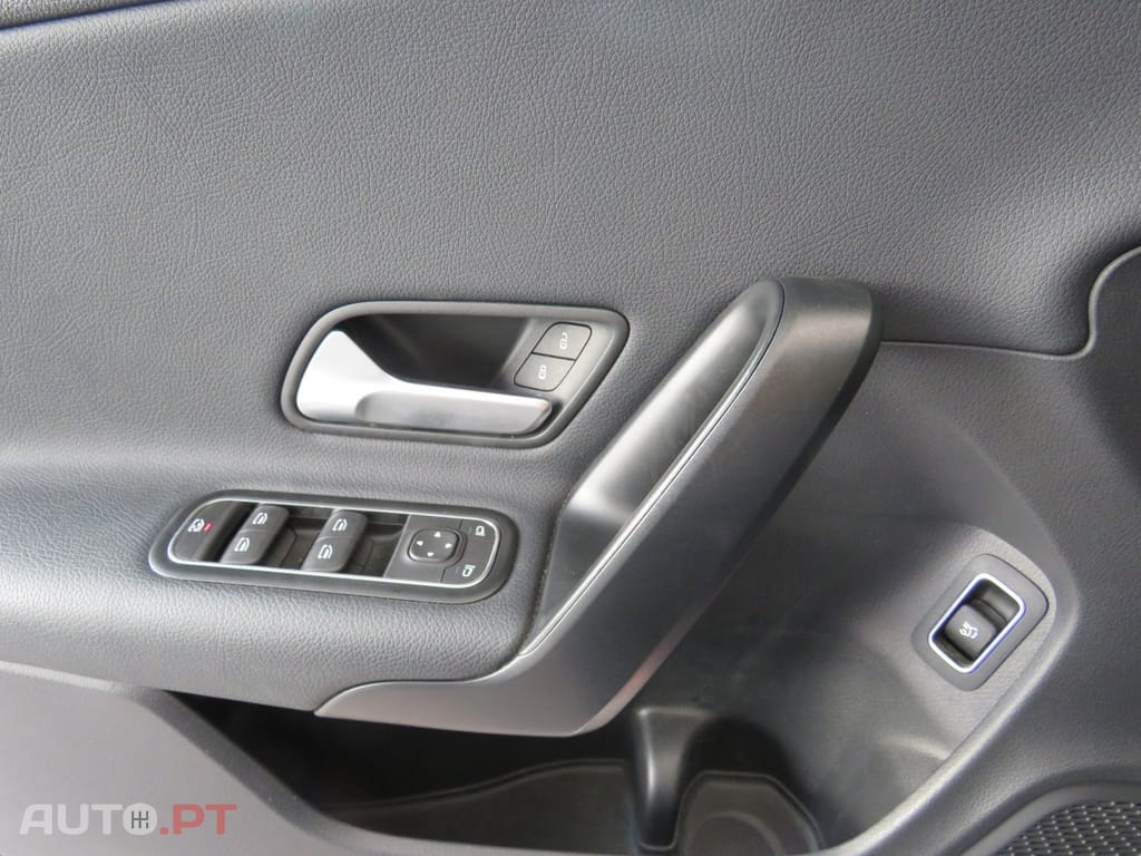 Mercedes-Benz CLA 180 d Shooting Brake Business Solutions
