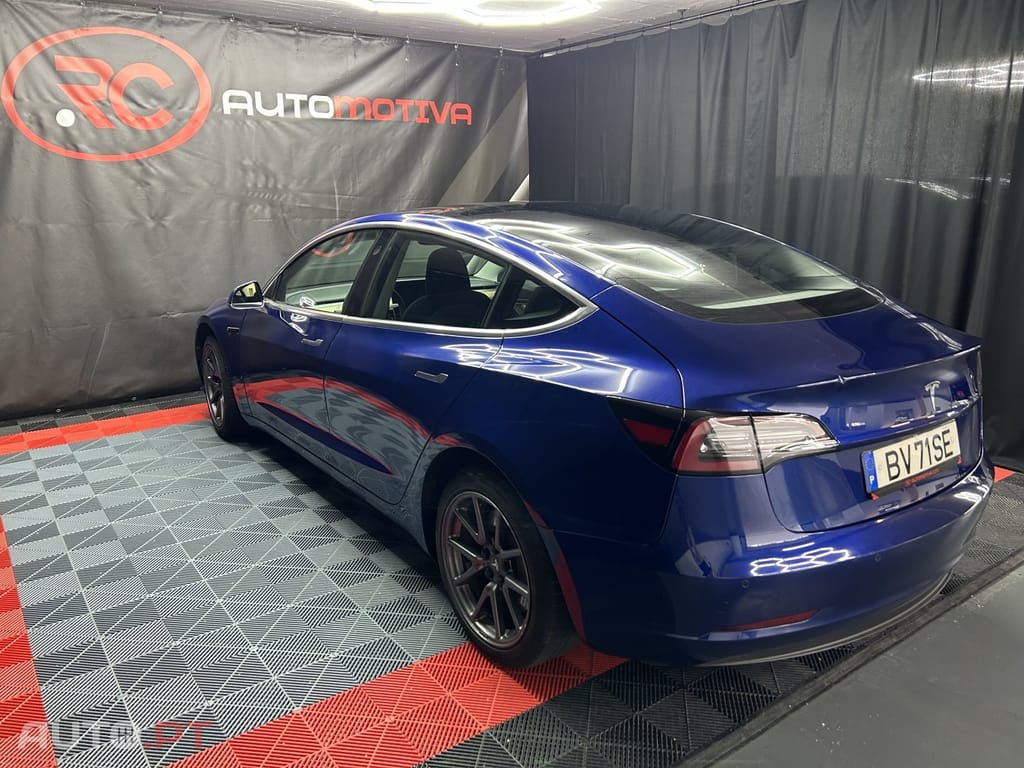 Tesla Model 3 Standard RWD Plus