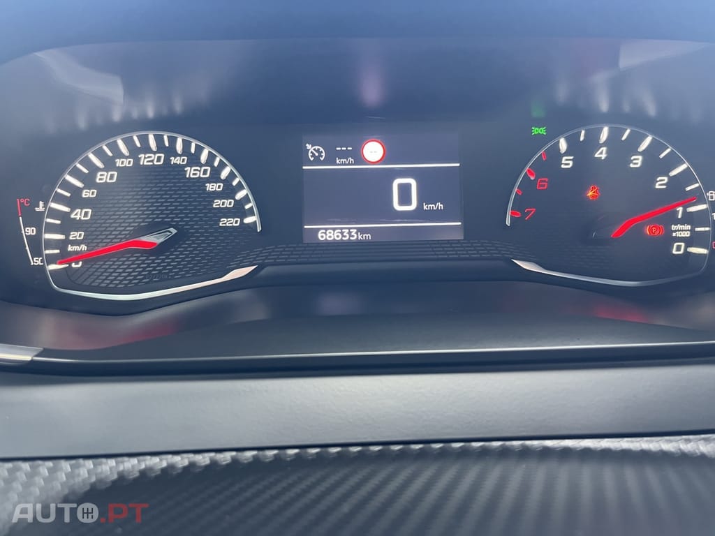 Peugeot 2008 1.2 PureTech Active Pack