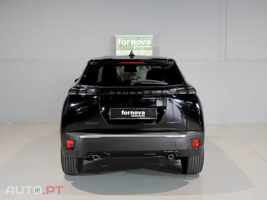 Peugeot 2008 1.2 Hybrid Allure e-DCS6