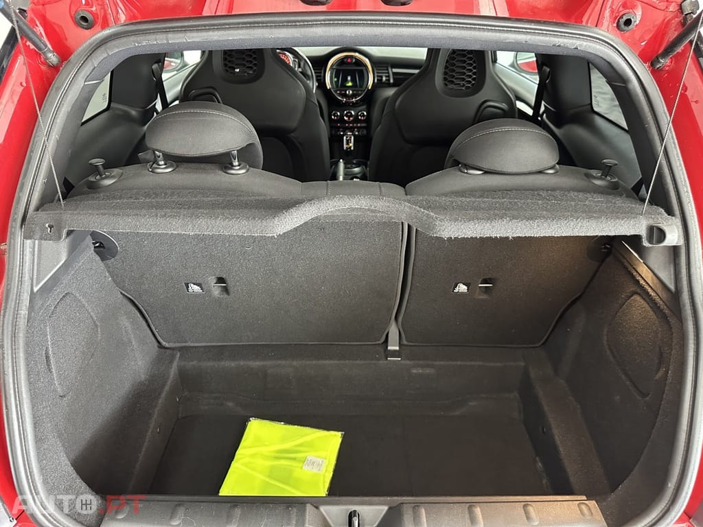 MINI Cooper Cooper D Auto