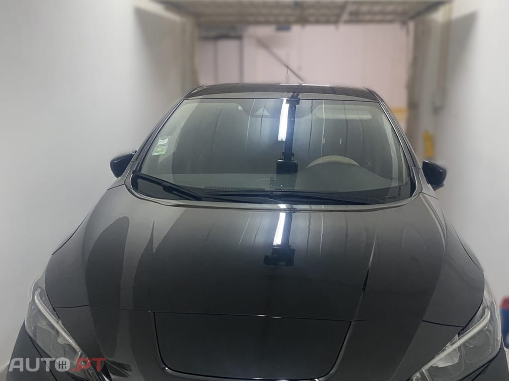 Nissan Leaf N-connecta