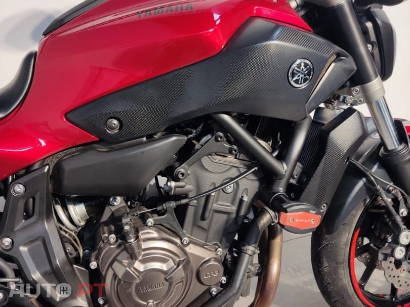 Yamaha MT-07 MT-07