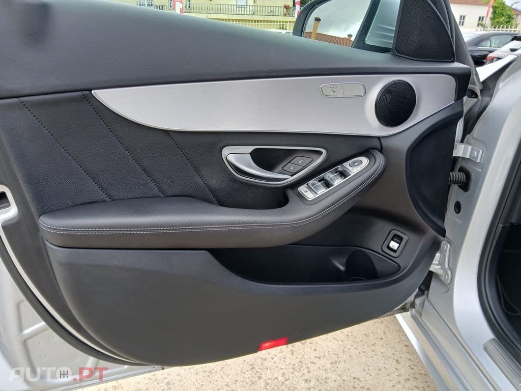 Mercedes-Benz C 220 d 9G-TRONIC AMG Line
