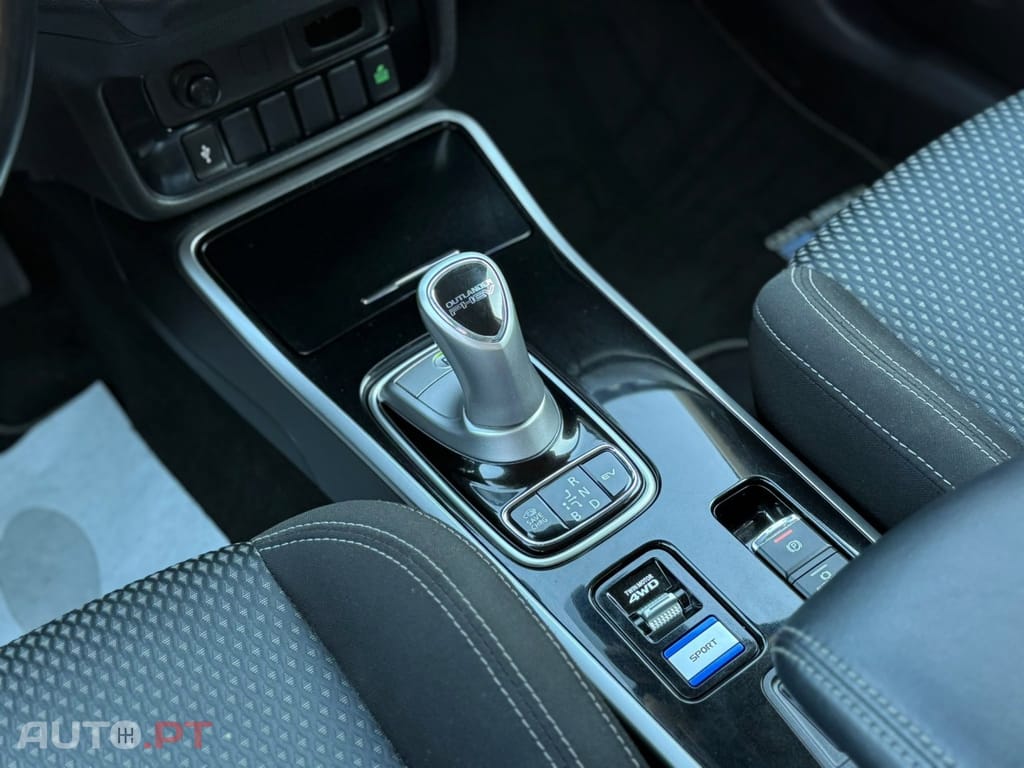 Mitsubishi Outlander PHEV intense