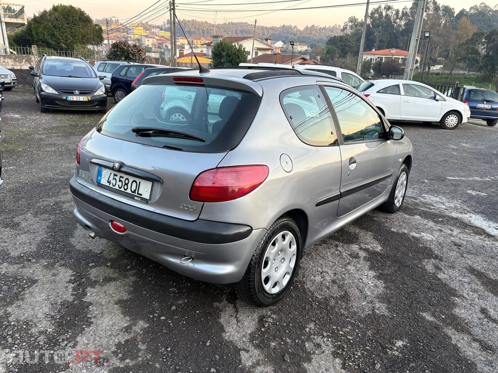 Peugeot 206 1.1 Color Line