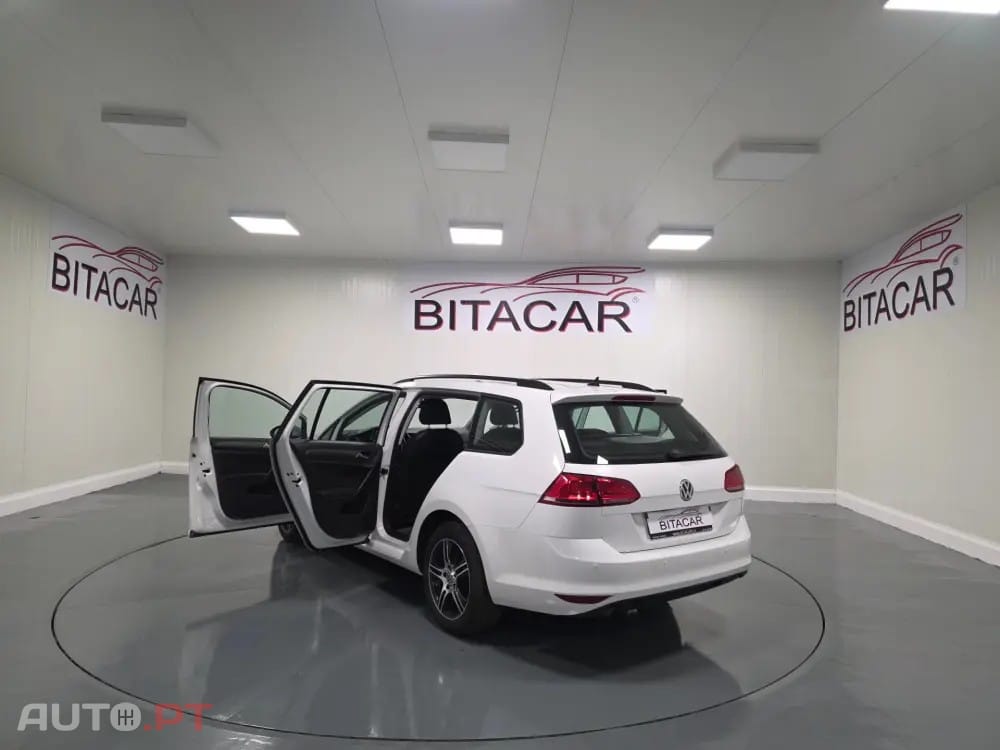 Volkswagen Golf Variant 1.6 TDI CONFORTLINE