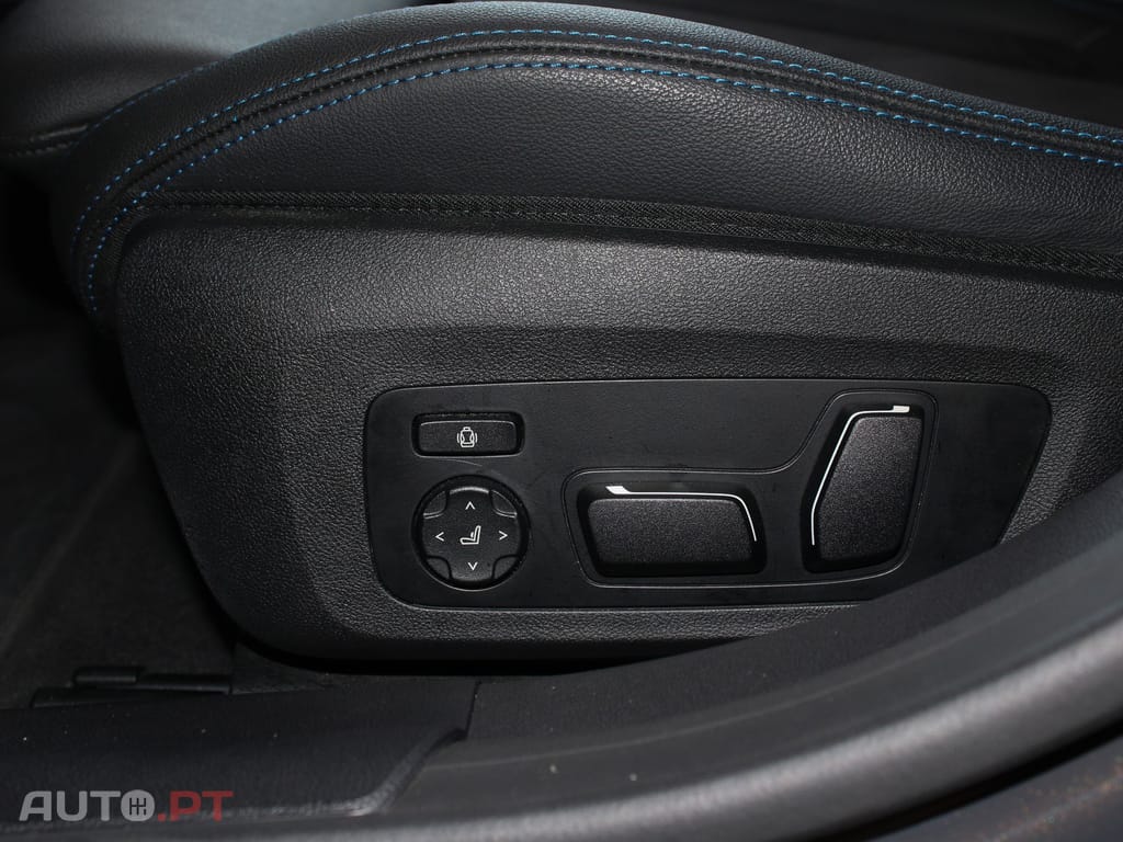 BMW i4 eDrive40 Pack Desportivo M