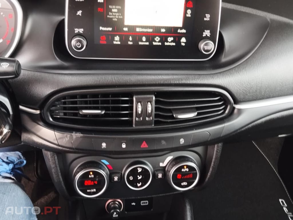 Fiat Tipo 1.3M-JET LOUNGE