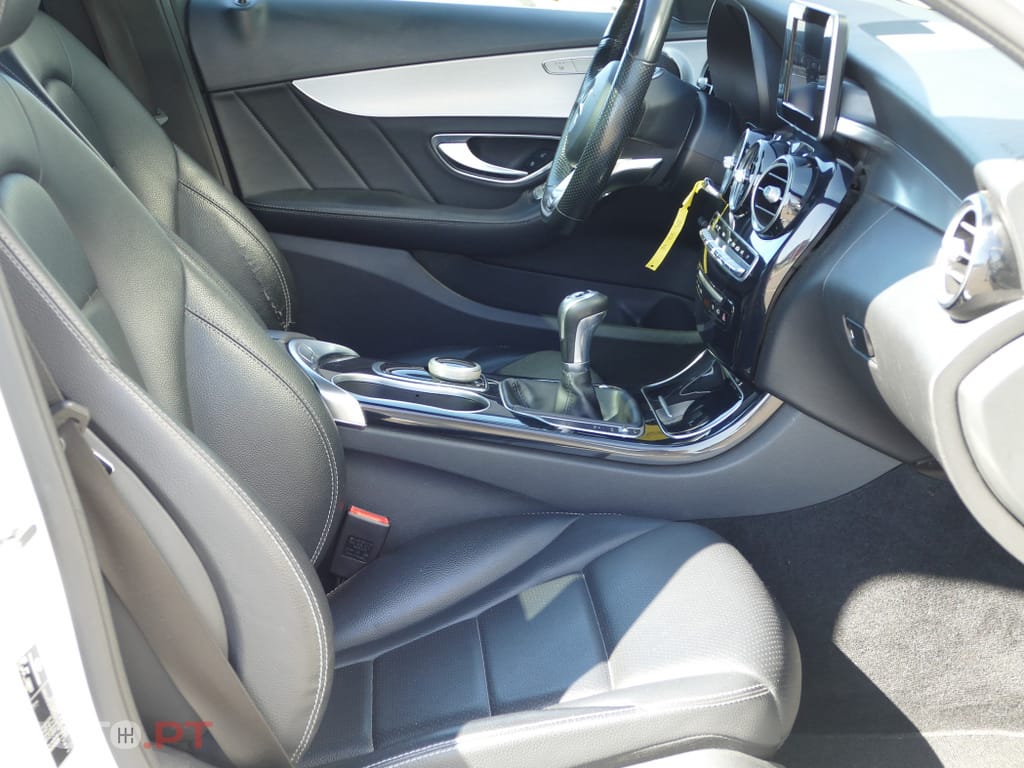 Mercedes-Benz C 220 d AMG Line