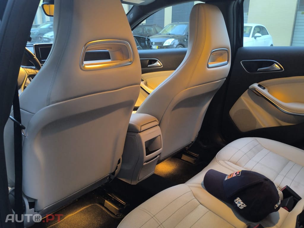 Mercedes-Benz A 180 BlueEFFICIENCY Edition Style